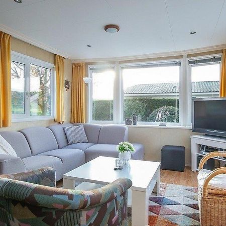 Chalet Lisa 62 Sint Annaland Dış mekan fotoğraf